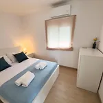 106 - Beachside Renovated 1br 5 Min From Apartment *