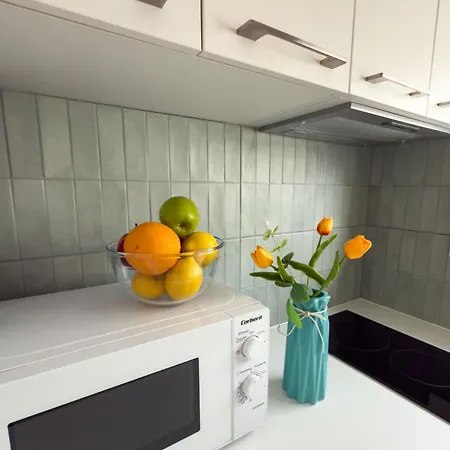 106 - Beachside Renovated 1br 5 Min From * Cambrils