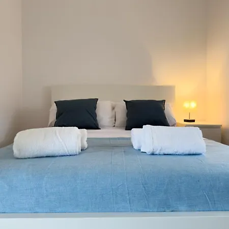 Appartamento 106 - Beachside Renovated 1br 5 Min From