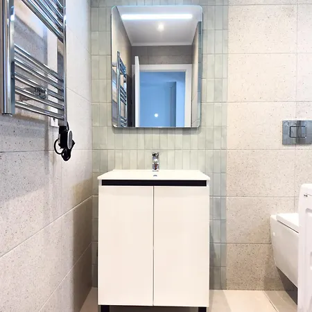 106 - Beachside Renovated 1br 5 Min From Appartamento *